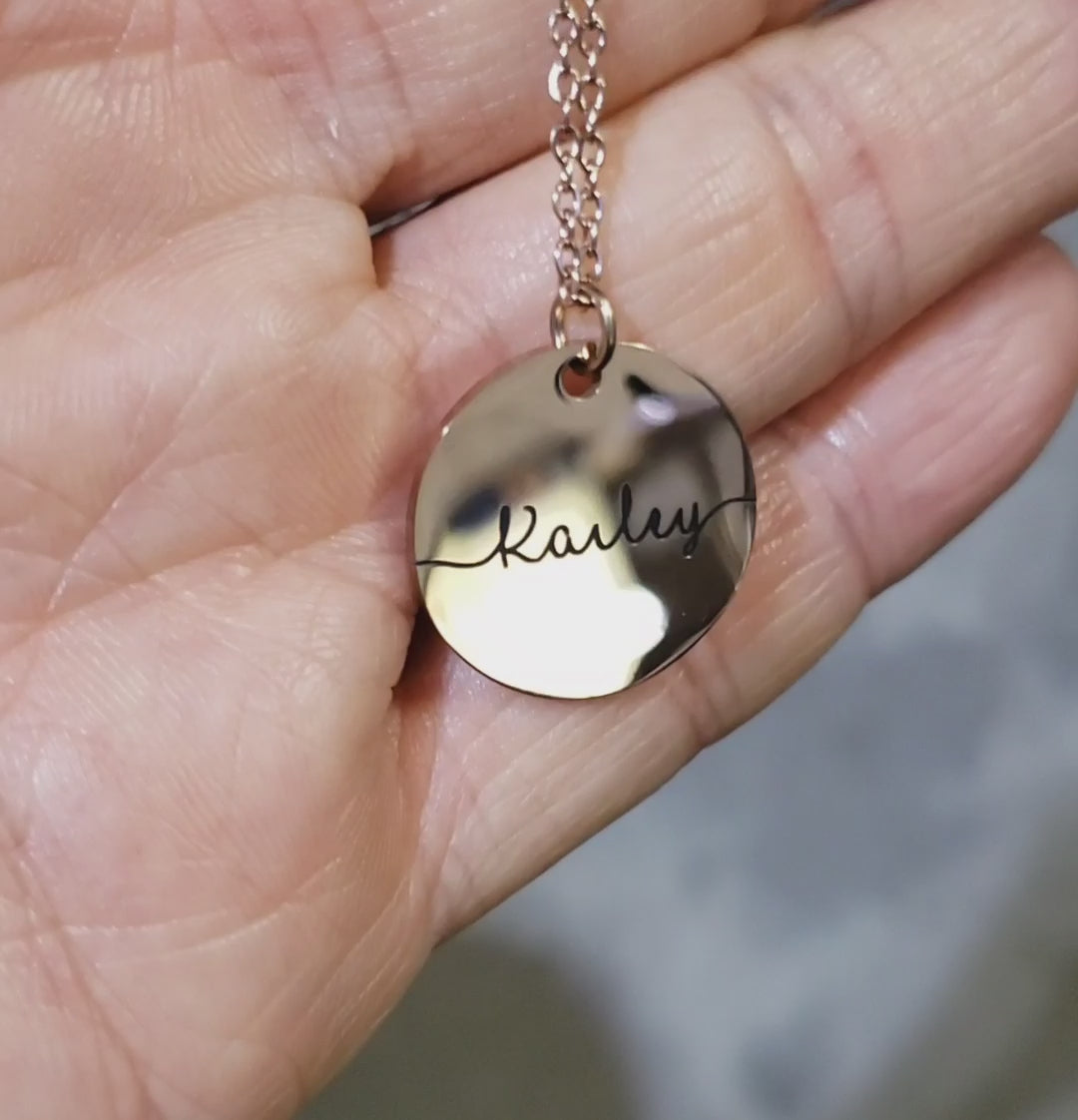 Customized Engraved Name Necklace - Quinn